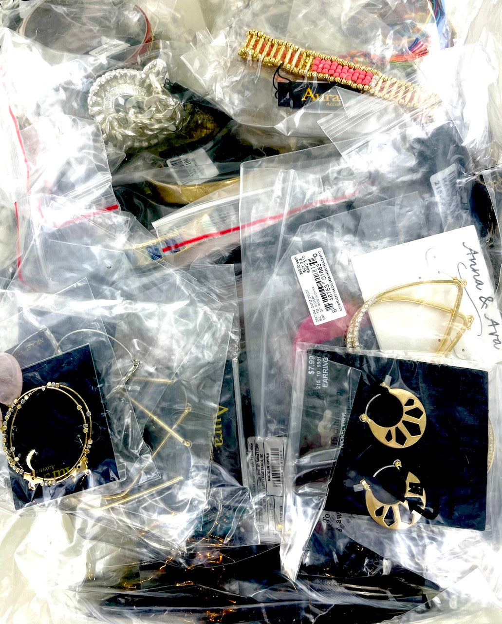 100 Piece Wholesale Grab Bags